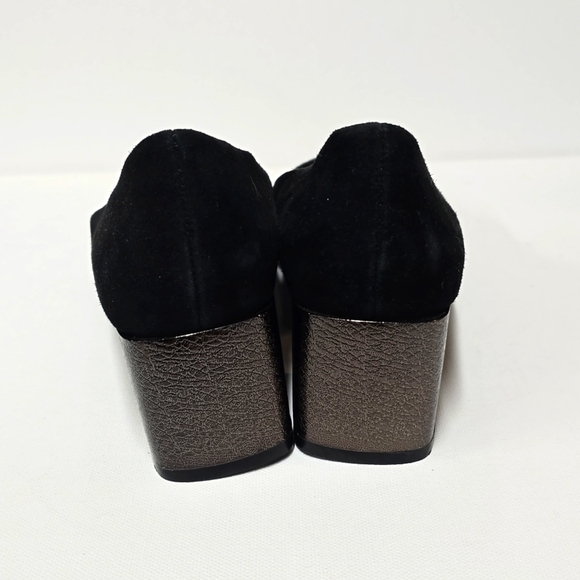 Bleecker and Bond Suede Metallic Heel Shoes - Picture 7 of 8